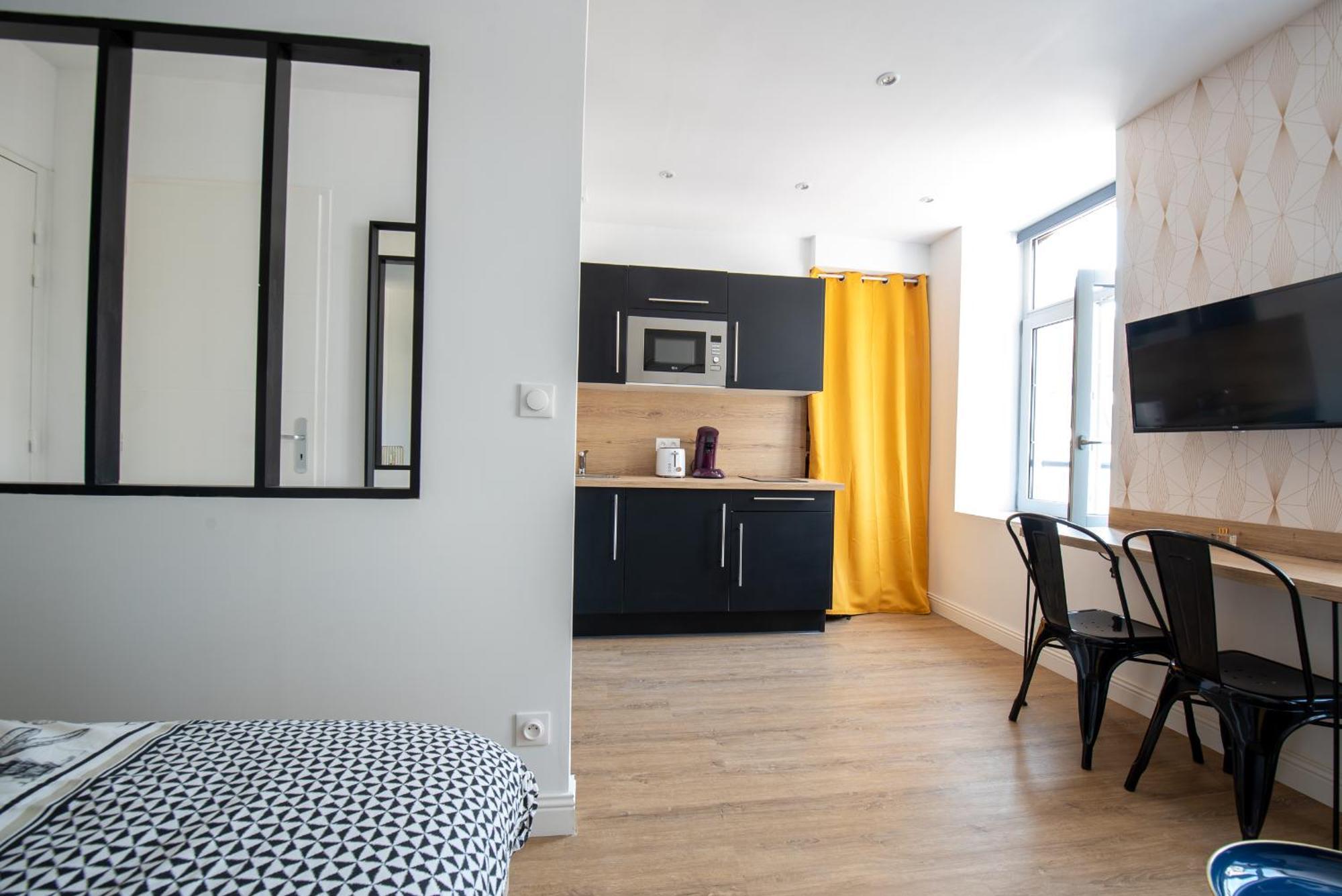 Au Nouveau Boulonnais - 4 Appartements Charmants Pour Couples, Familles Et Groupe D'Amis, Vieille Ville Et Centre Ville De Boulogne Sur Mer Exterior foto