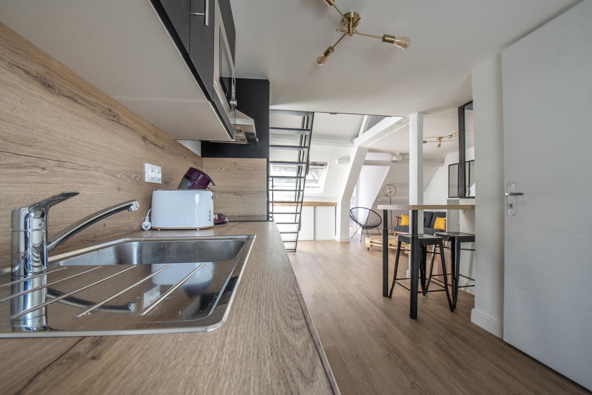 Au Nouveau Boulonnais - 4 Appartements Charmants Pour Couples, Familles Et Groupe D'Amis, Vieille Ville Et Centre Ville De Boulogne Sur Mer Exterior foto