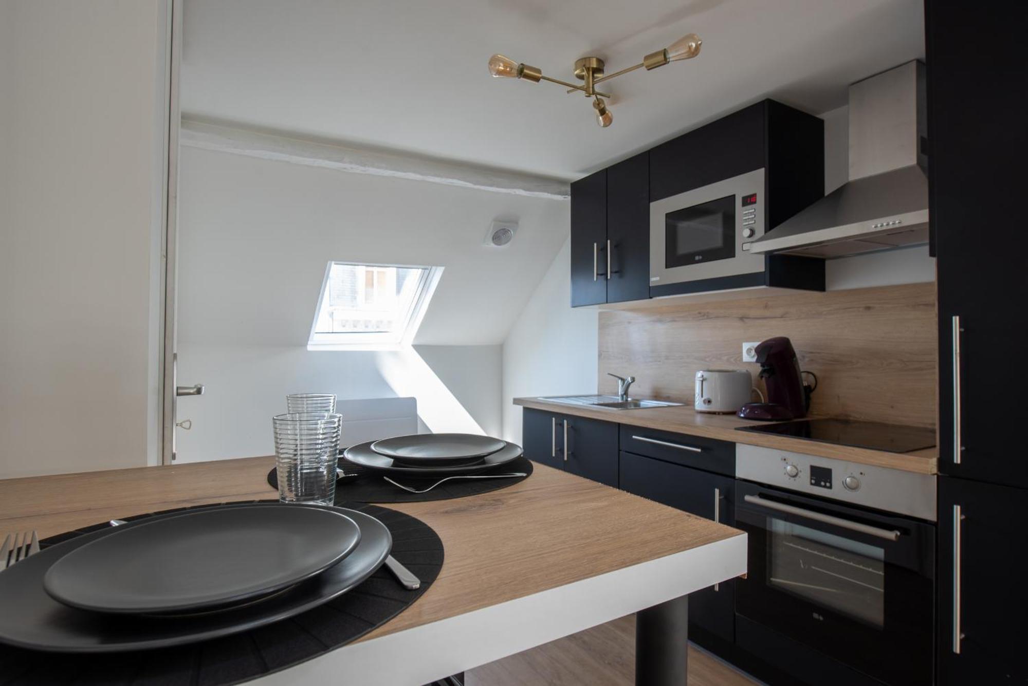 Au Nouveau Boulonnais - 4 Appartements Charmants Pour Couples, Familles Et Groupe D'Amis, Vieille Ville Et Centre Ville De Boulogne Sur Mer Exterior foto