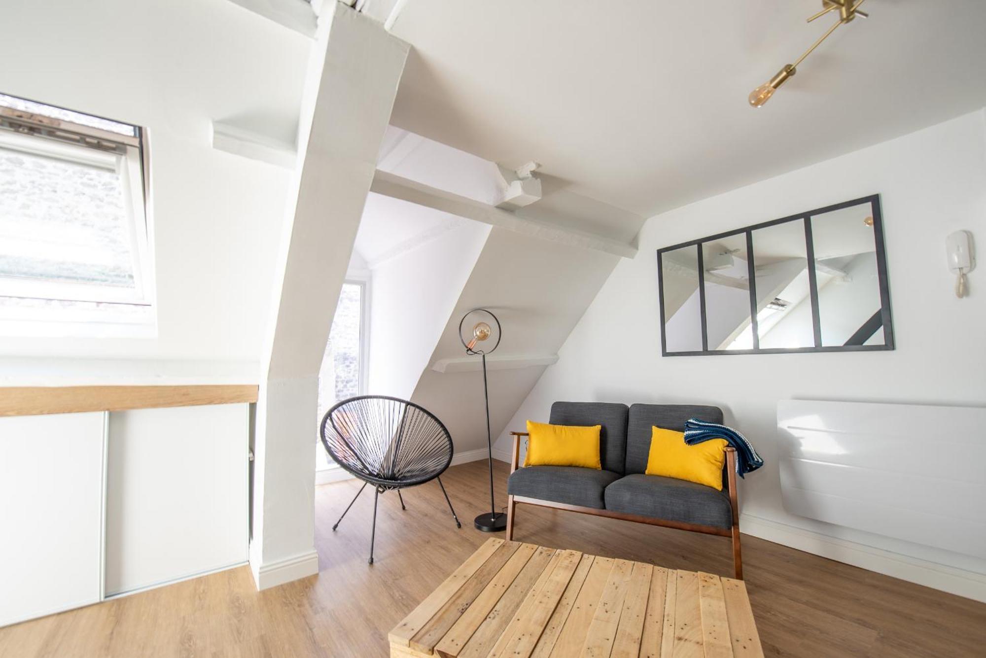 Au Nouveau Boulonnais - 4 Appartements Charmants Pour Couples, Familles Et Groupe D'Amis, Vieille Ville Et Centre Ville De Boulogne Sur Mer Exterior foto